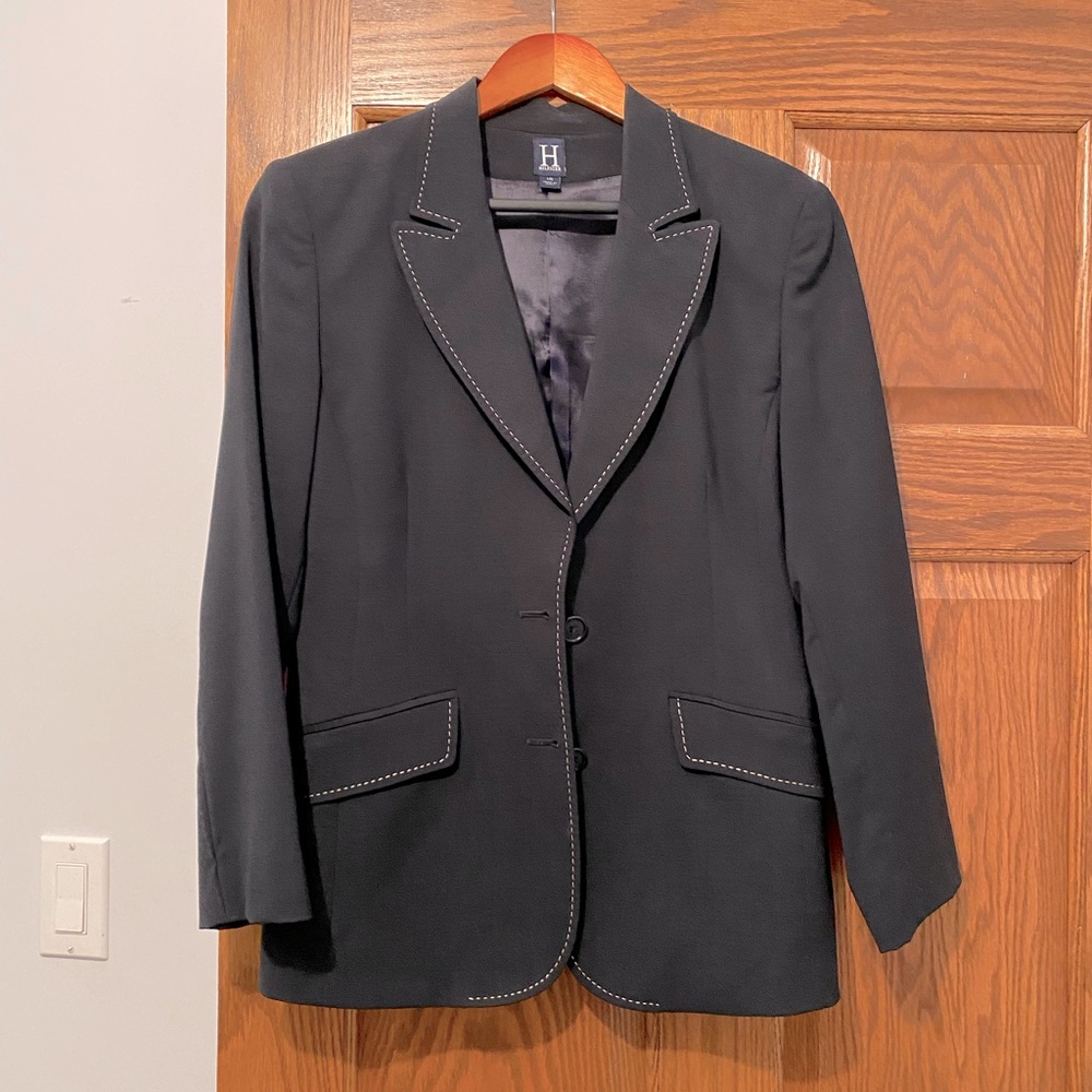 Navy Blue Tommy Hilfiger woman’s suit
